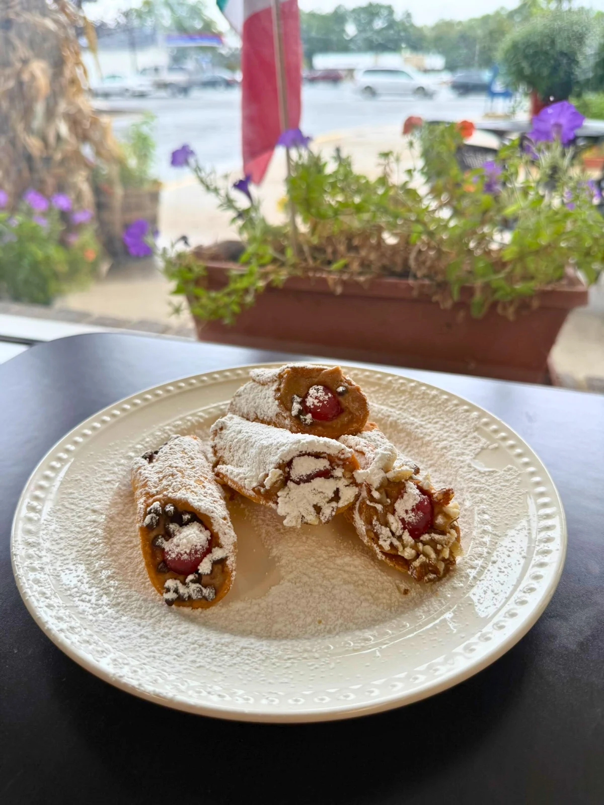 Cannoli photographed at Eataliana